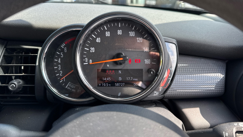 MINI Hatchback 1.5 Cooper 5dr Petrol Hatchback
